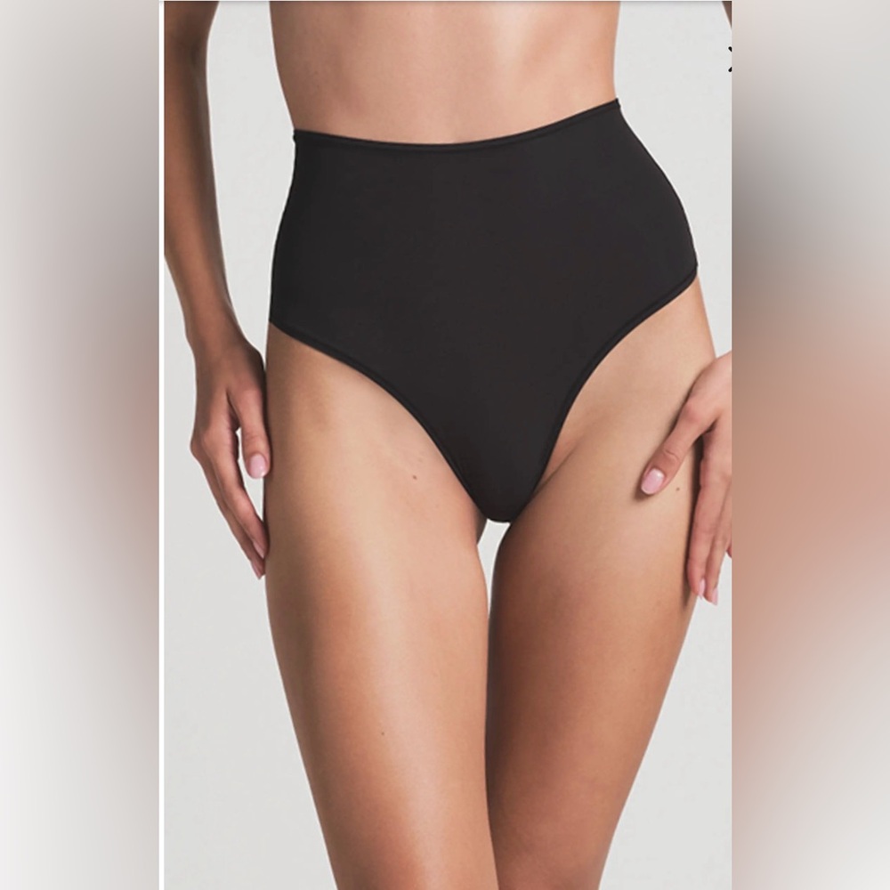 SKIMS MID WAIST THONG